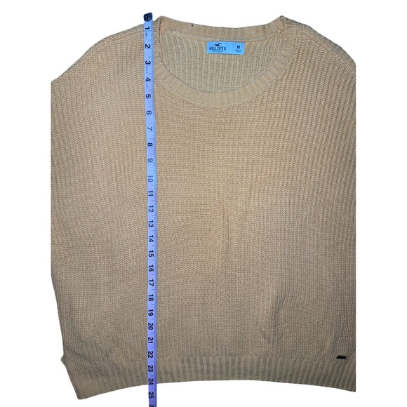 Modern Hollister Size Medium Mustard Yellow Ribbed Knit Crew Neck Sweater - Picture 6 of 8